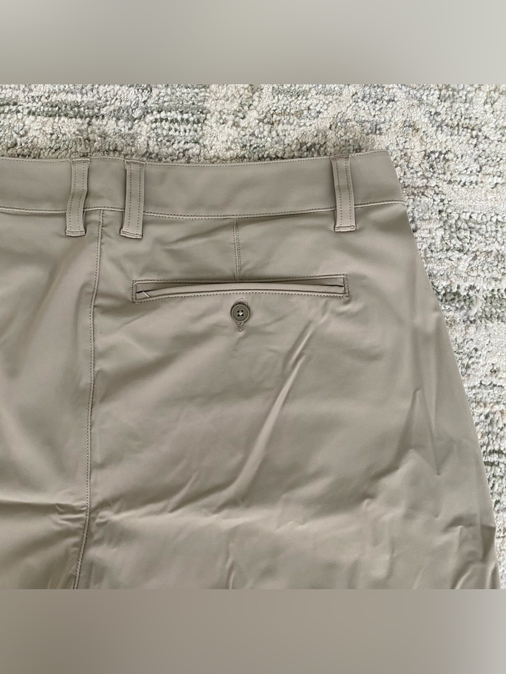 NEW Rhone 8" Resort Shorts in Sandalo Khaki Men’s Size 31 - Picture 7 of 12